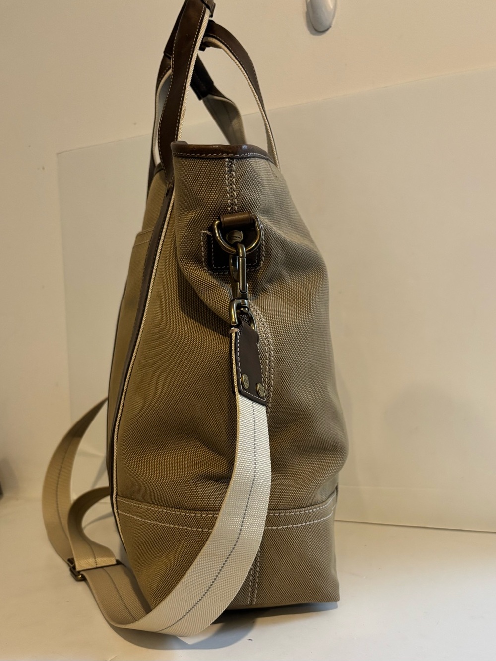 Coach RARE Leather Trim 2 Way Canvas Boat Tote/ Weekend Bag/ Work Tote - Picture 8 of 14